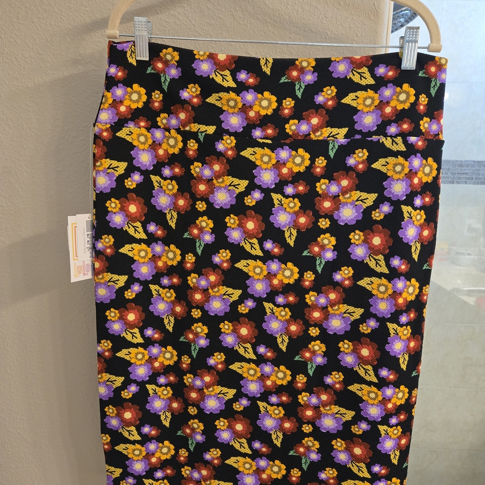 LuLaRoe Vibrant Floral Cassie Skirt
